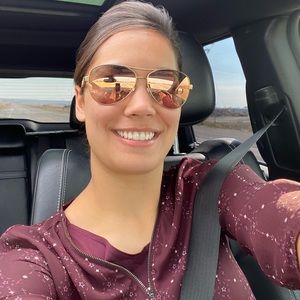 Meet your Posher, Devorah